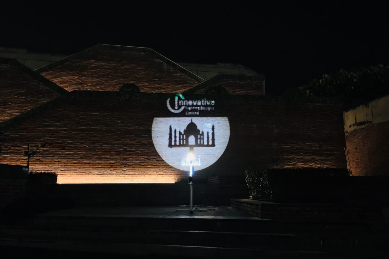 Shadow Projection